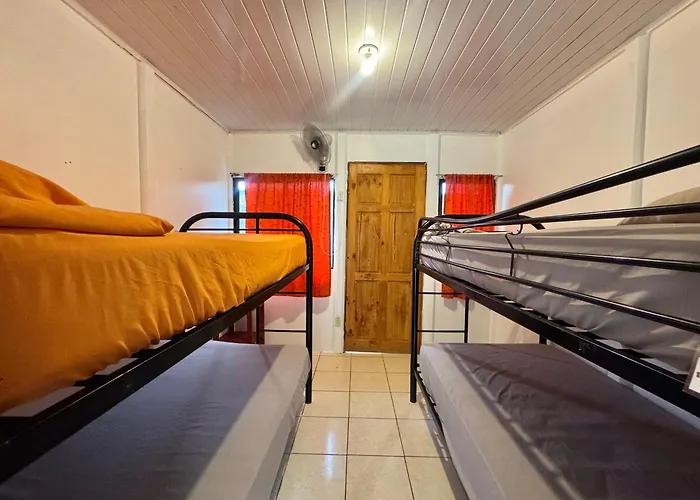 Kalunay Hostel
